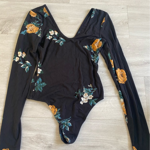 Wilfred free floral bodysuit - Picture 3 of 3